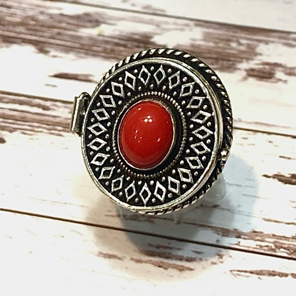 Coral & Silver Poison Box Ring - Picture 2 of 4
